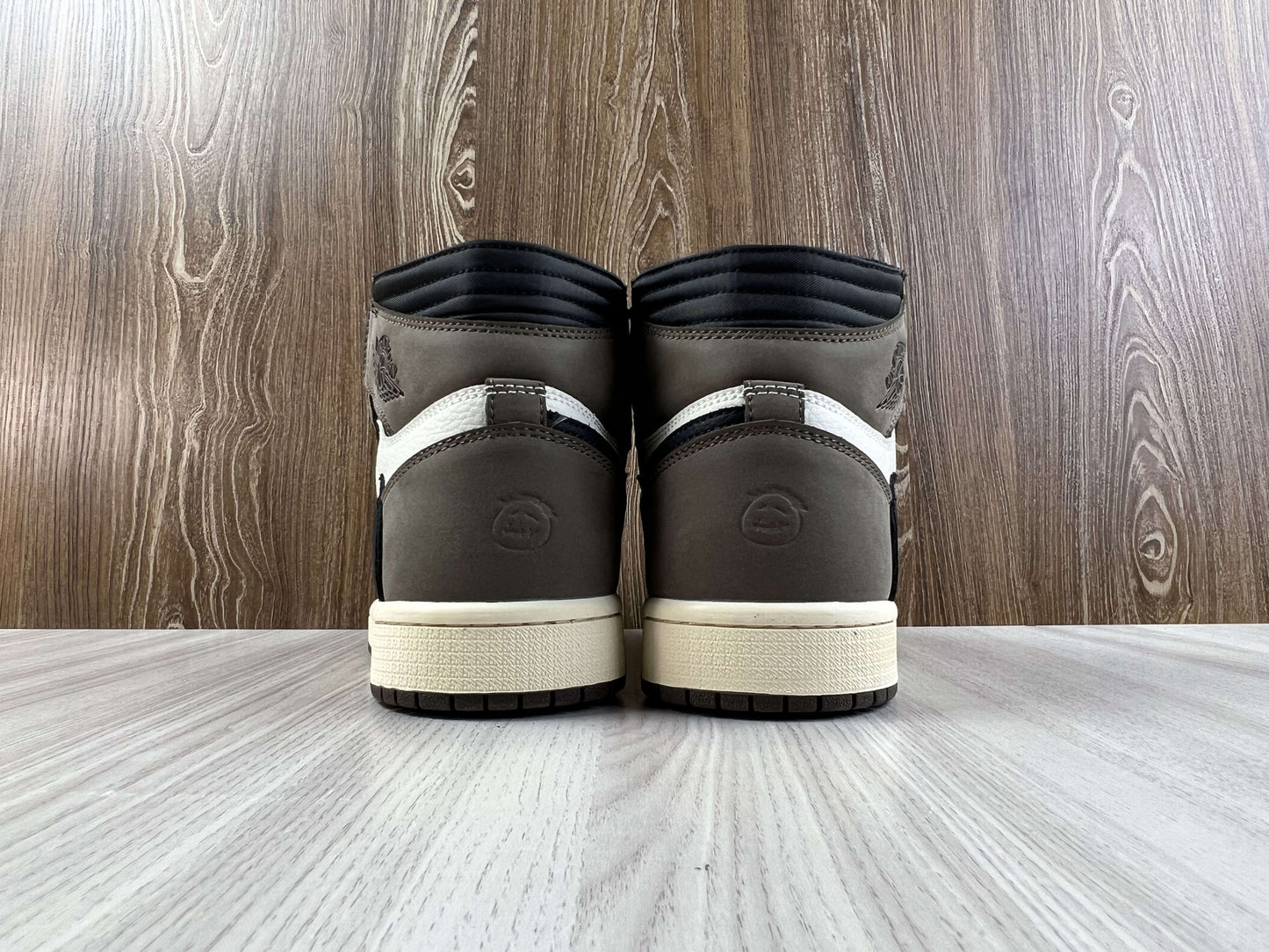 JORDAN 1