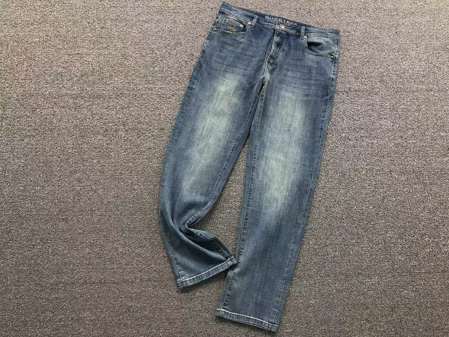 JEANS BURBERRY CHIARO PANTALONI