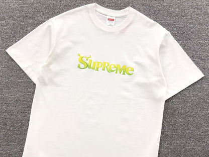 T-SHIRT SUPREME