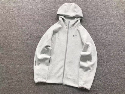 TUTA NIKE TECH FLEECE x NOCTA