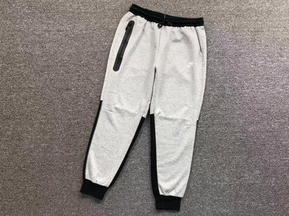 NIKE TECH FLEECE