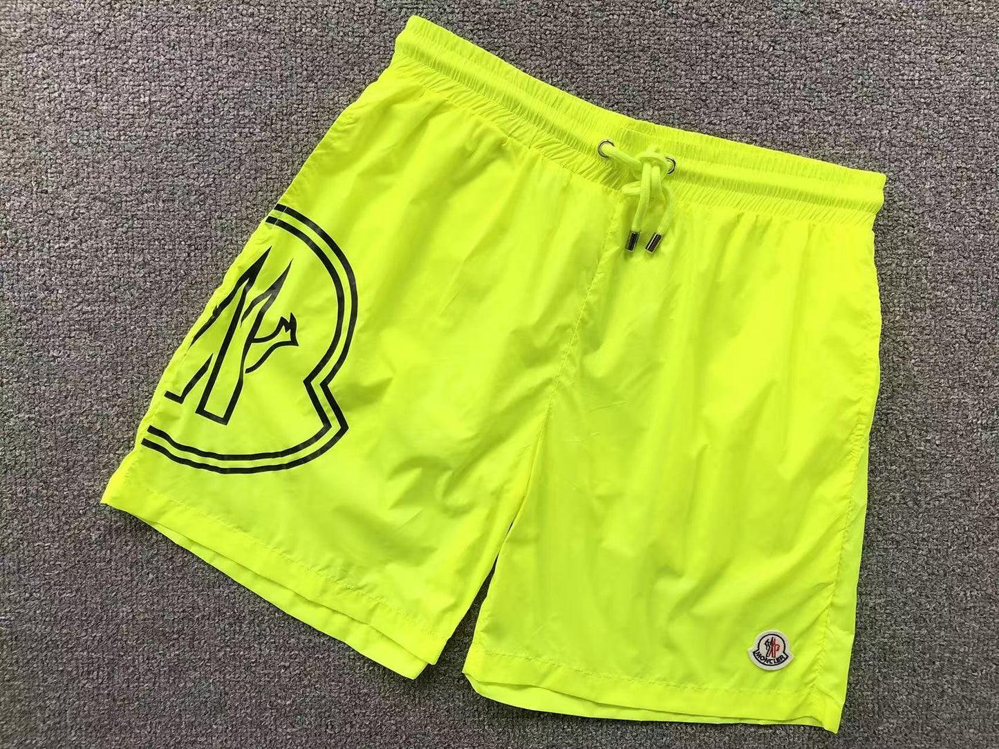 COSTUME MONCLER