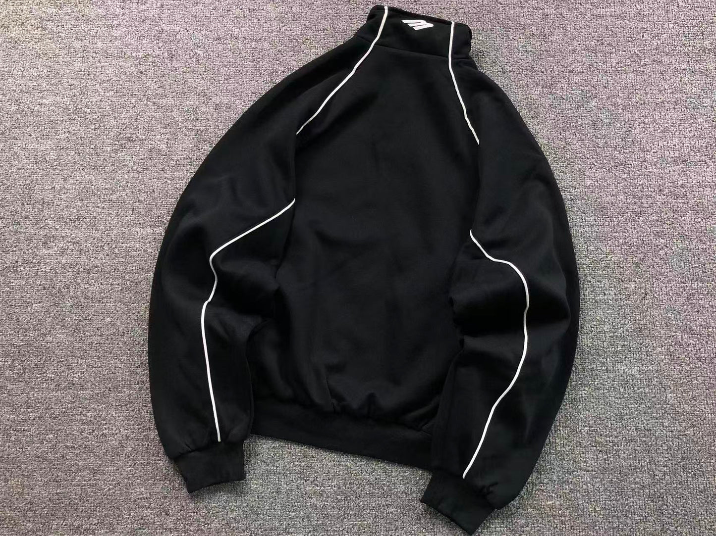 TUTA BALENCIAGA FELPA E PANTALONI
