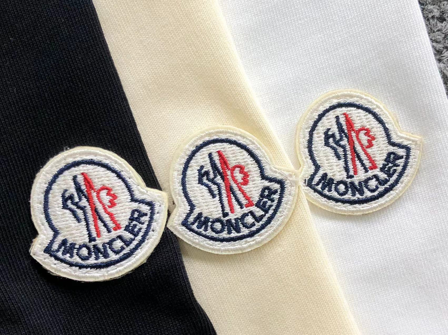T-SHIRT MONCLER