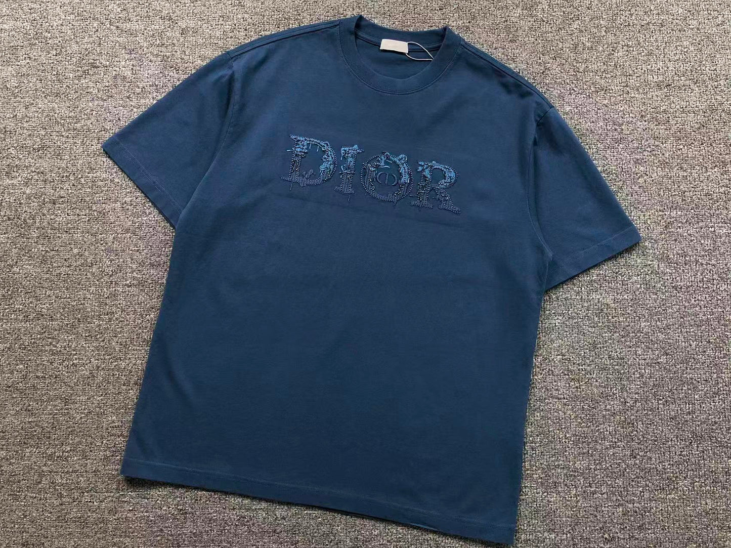 T-SHIRT DIOR