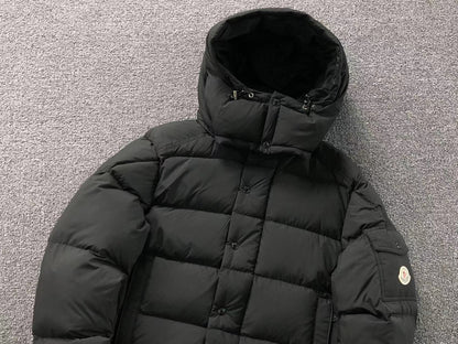 GIACCA MONCLER