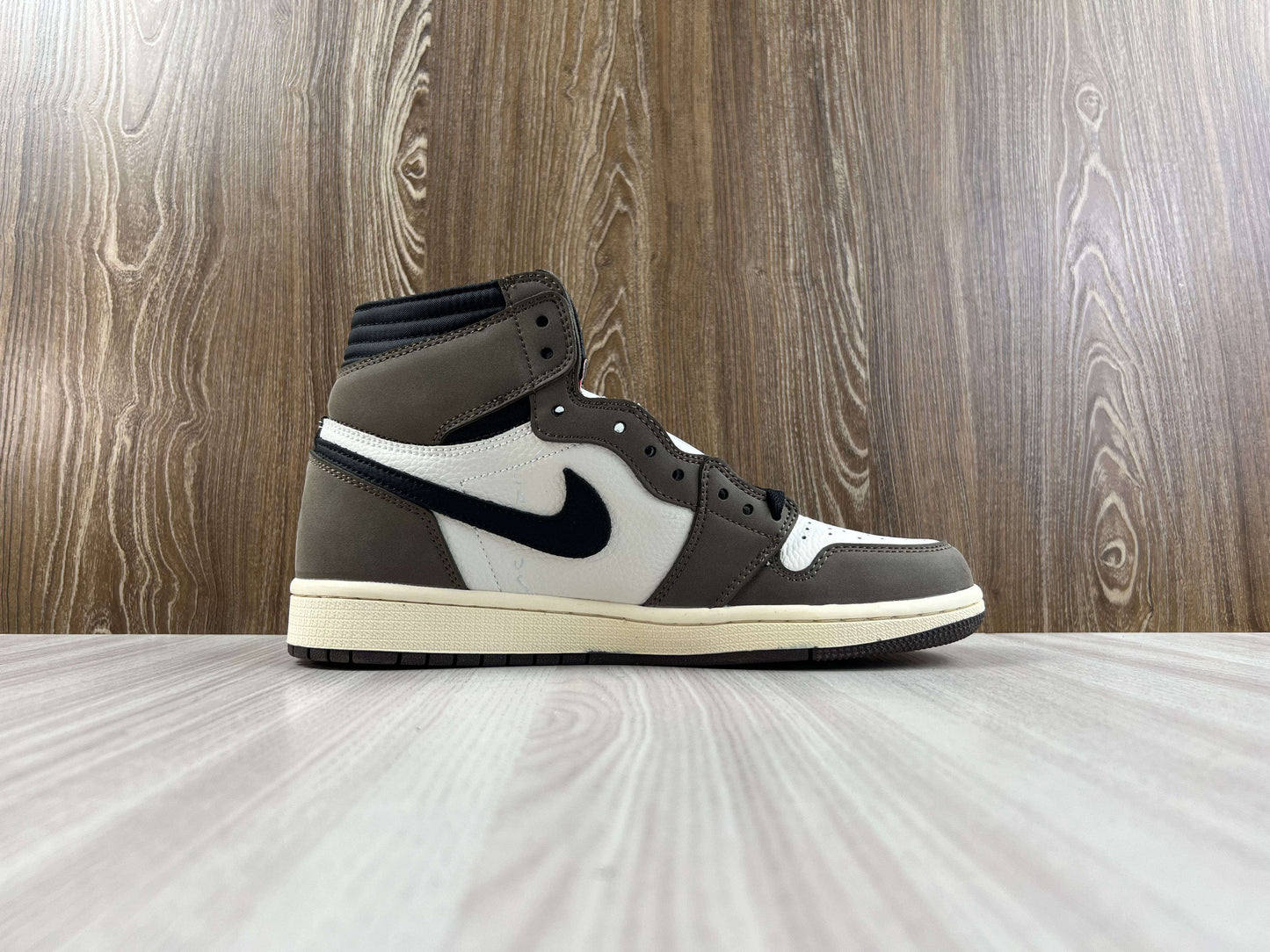 JORDAN 1
