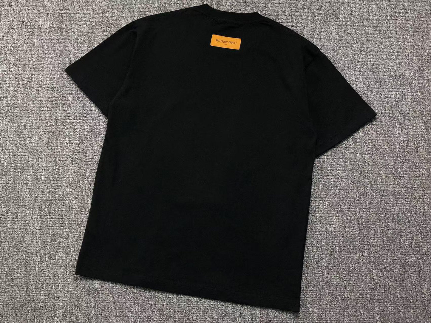 T-SHIRT LV