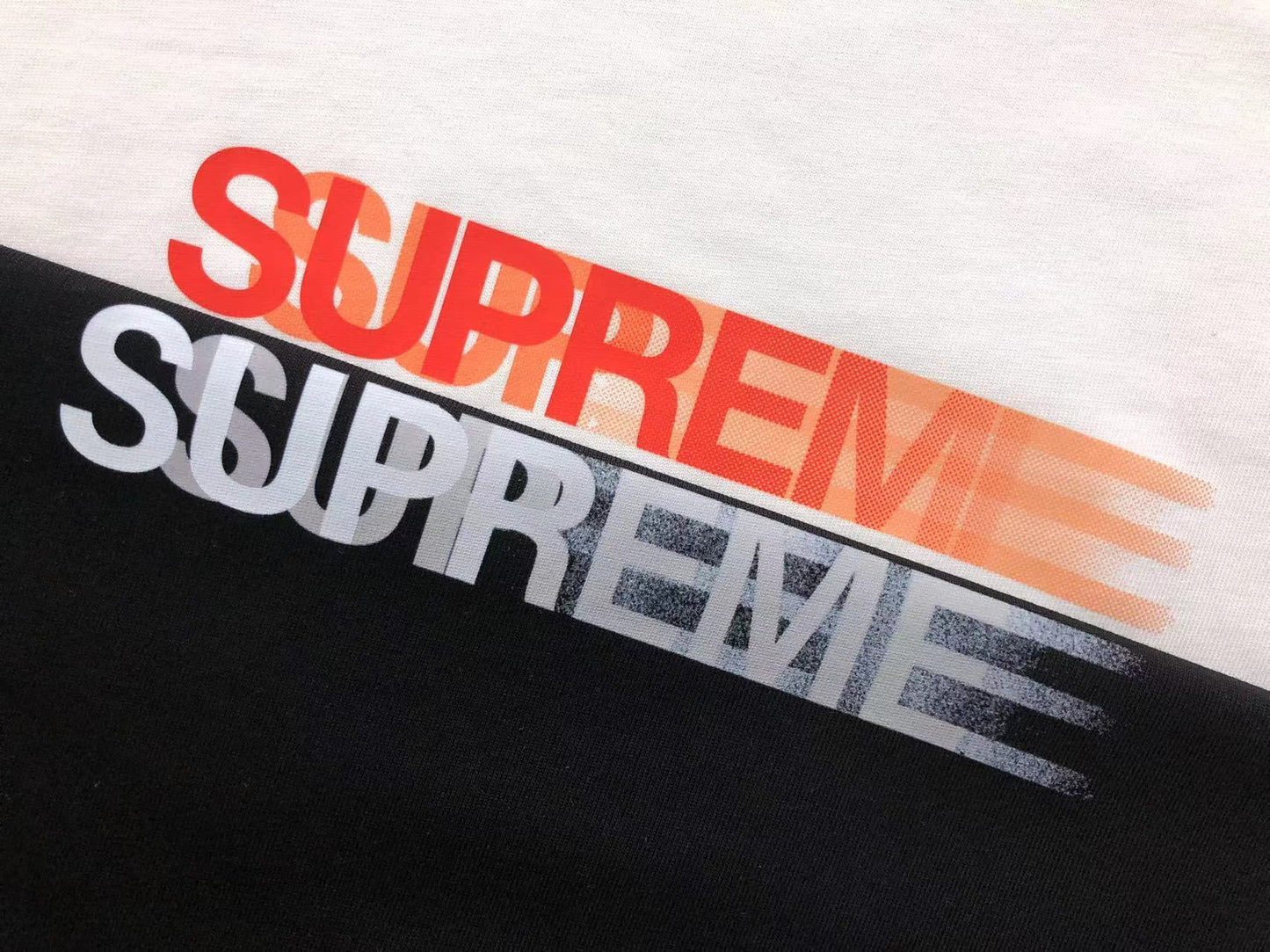 T-SHIRT SUPREME