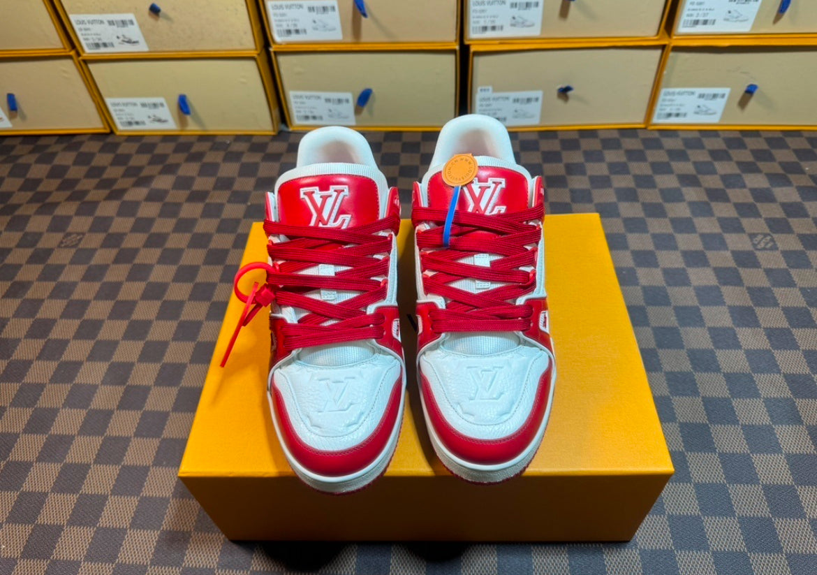 LV TRAINER