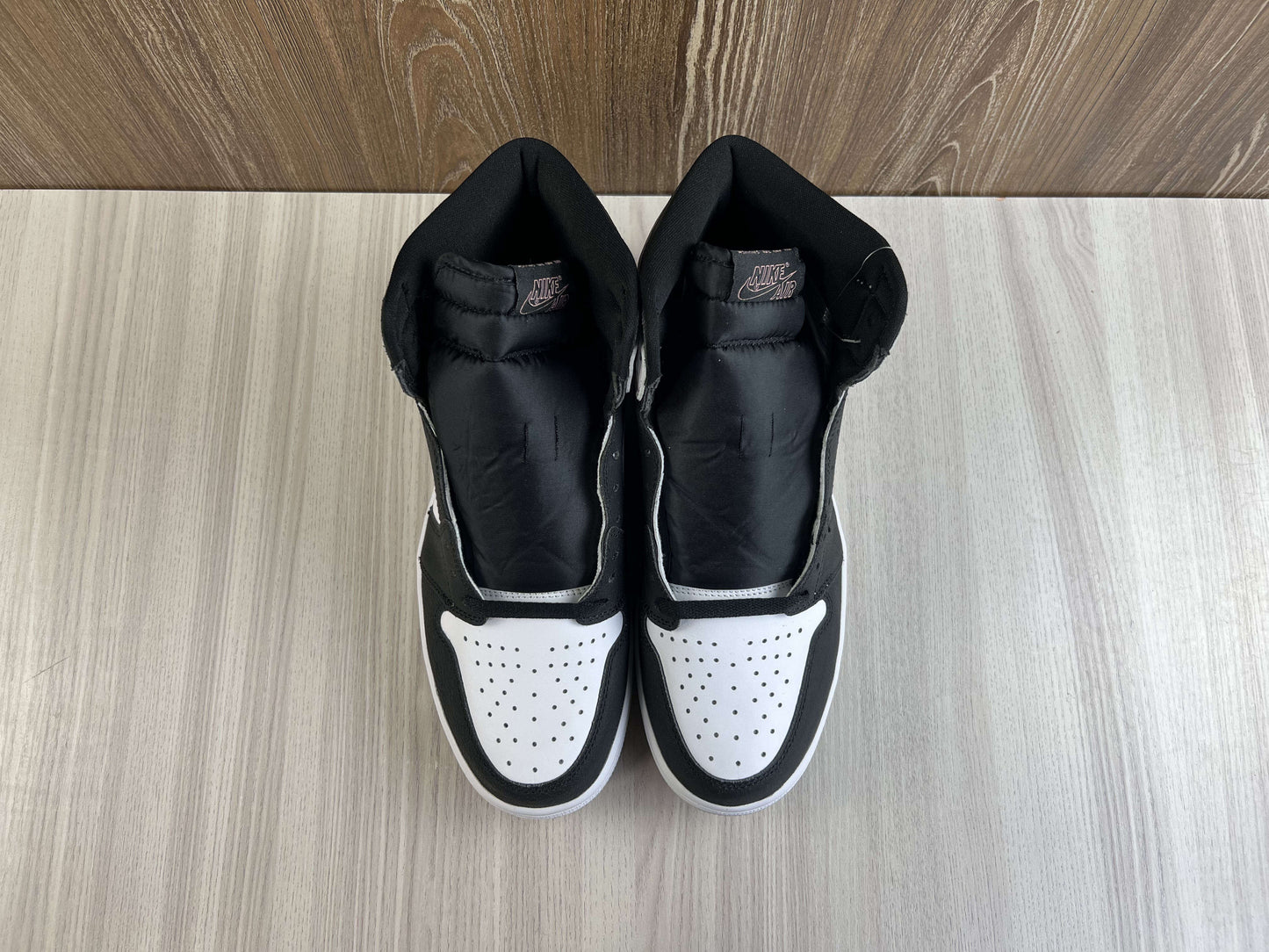 JORDAN 1