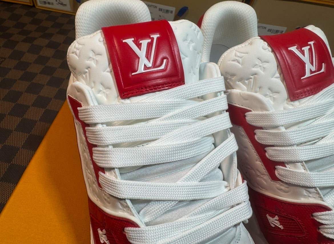 LV TRAINER