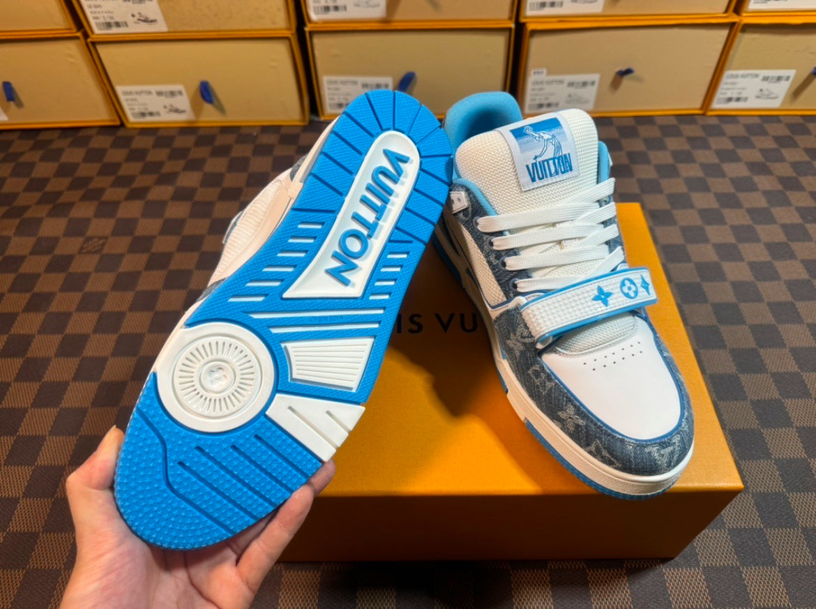 LV TRAINER