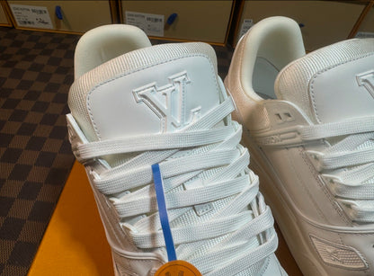 LV TRAINER
