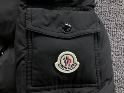GIACCA MONCLER