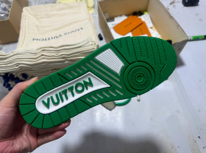 LV TRAINER