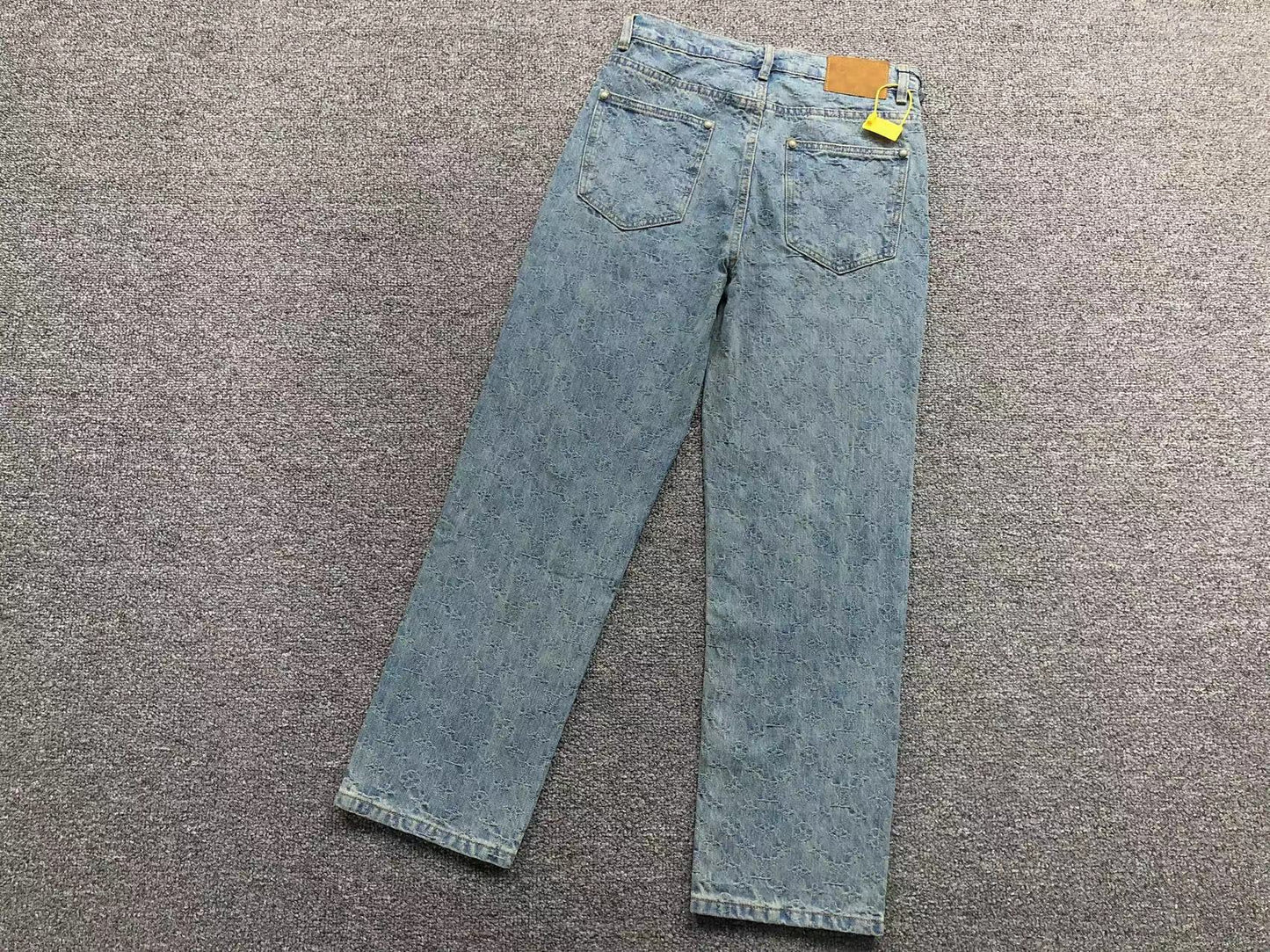 COMPLETO LV