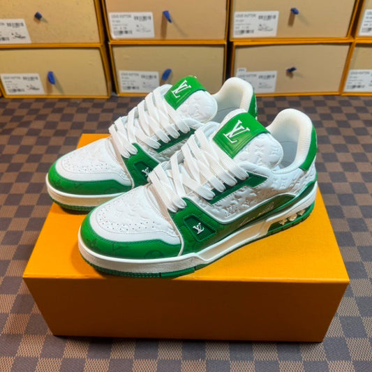 LV TRAINER