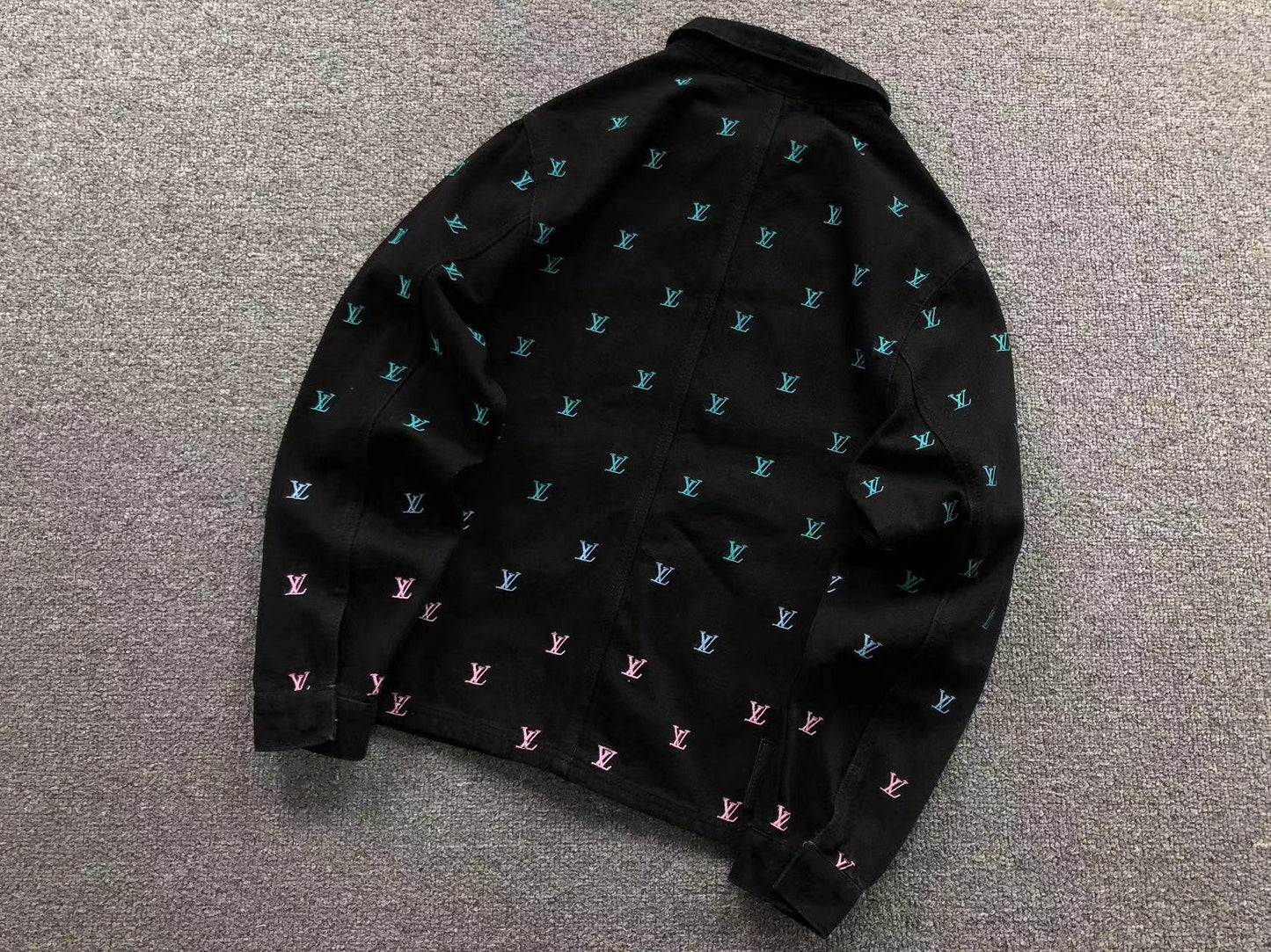 COMPLETO LV