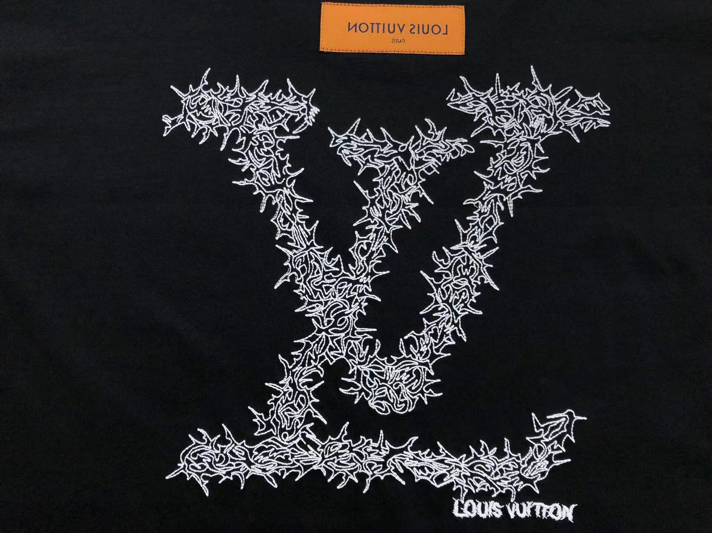 T-SHIRT LV