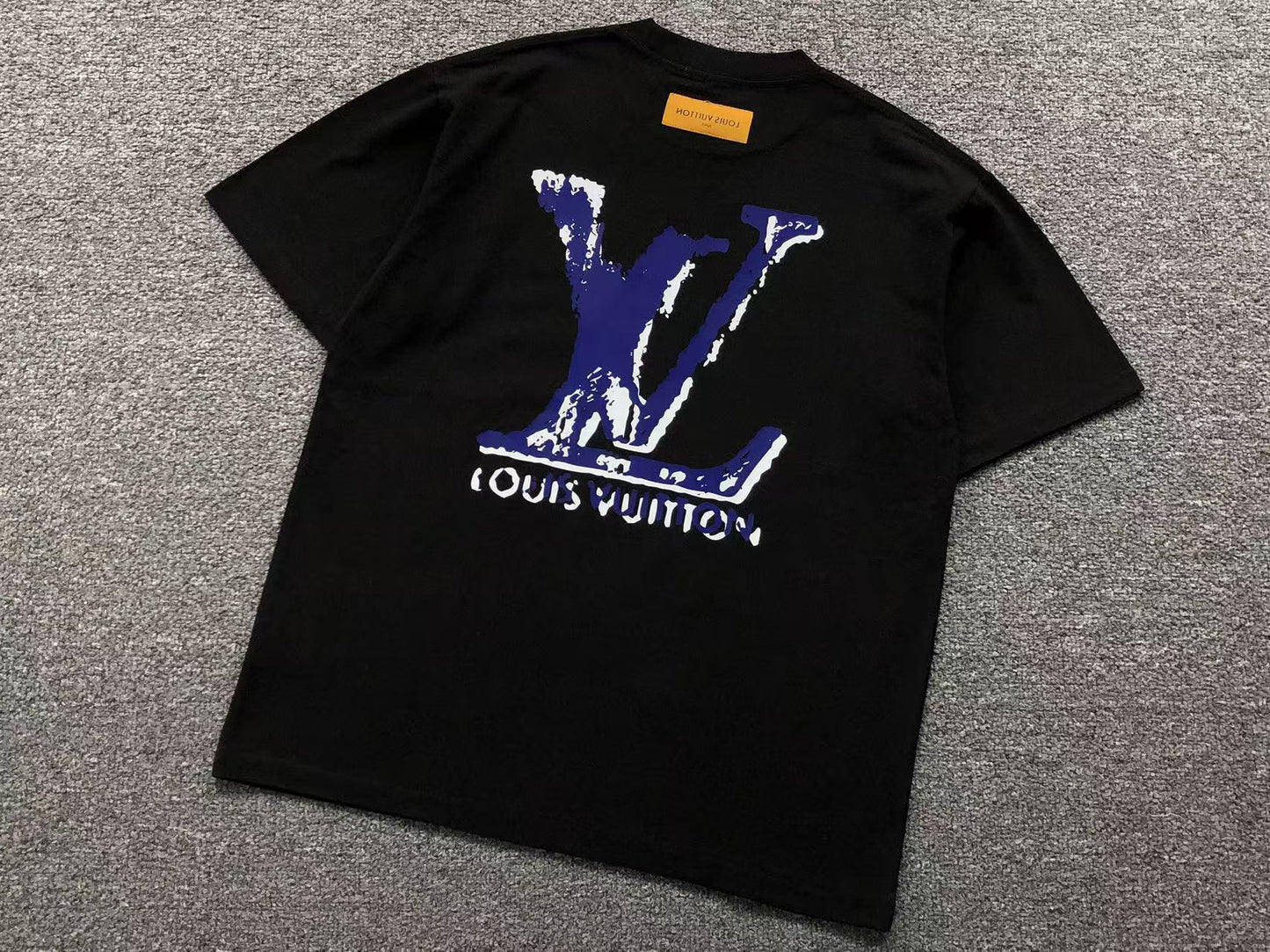 T-SHIRT LV