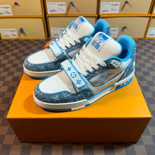 LV TRAINER