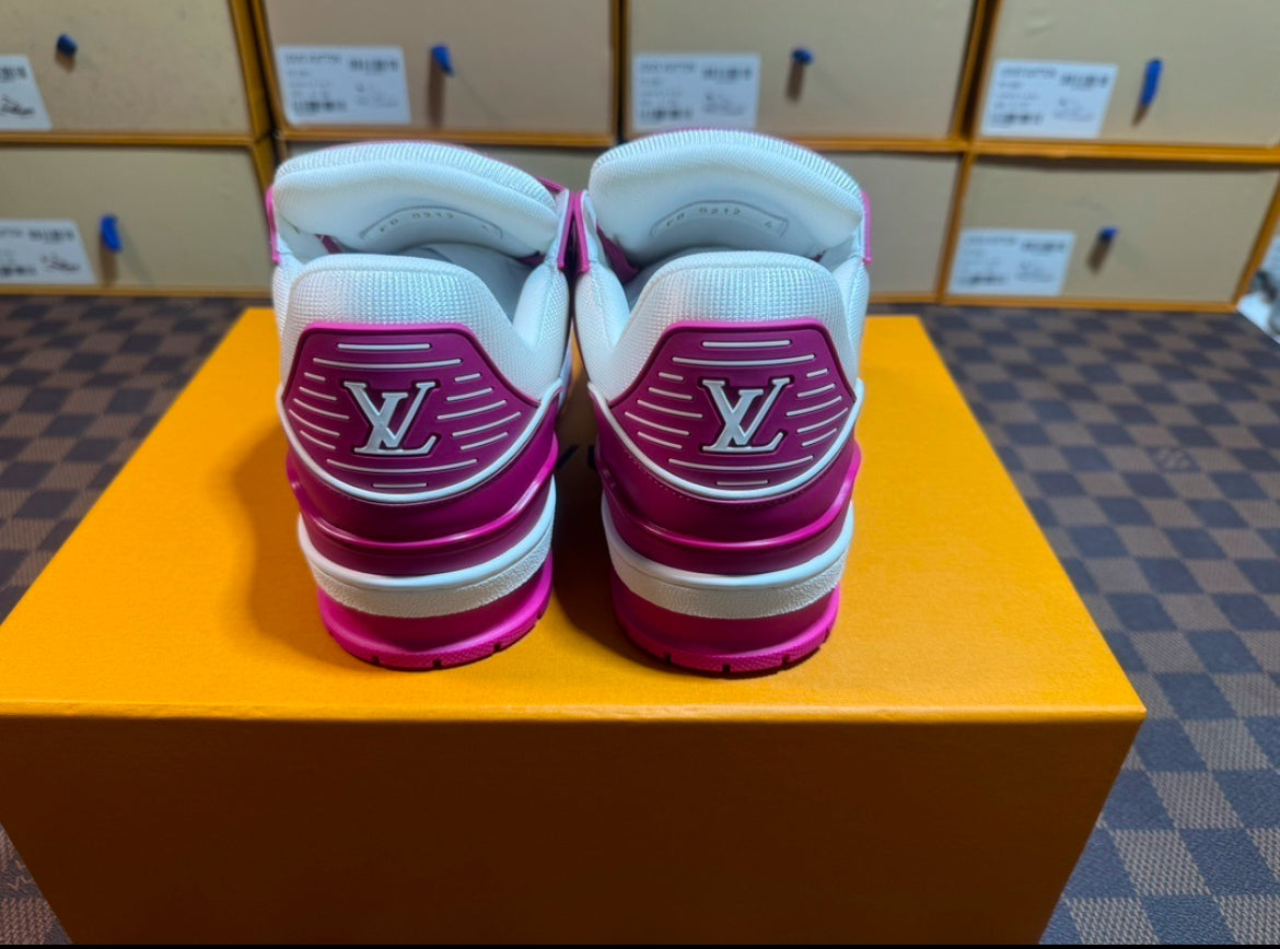 LV TRAINER