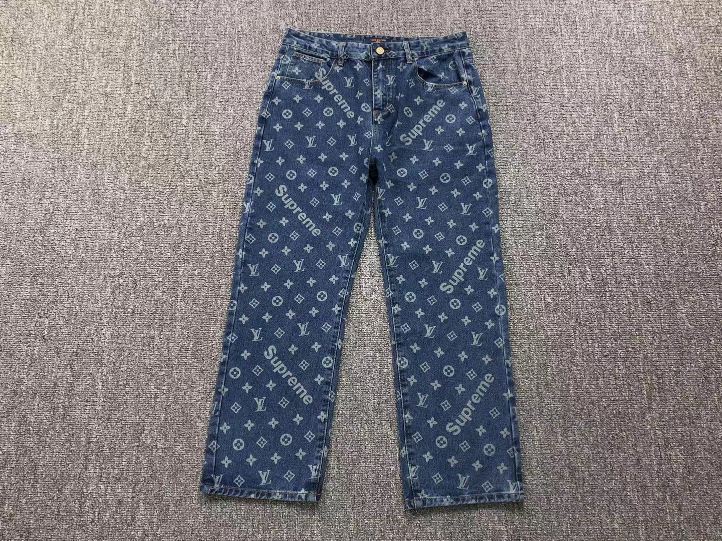 JEANS LV