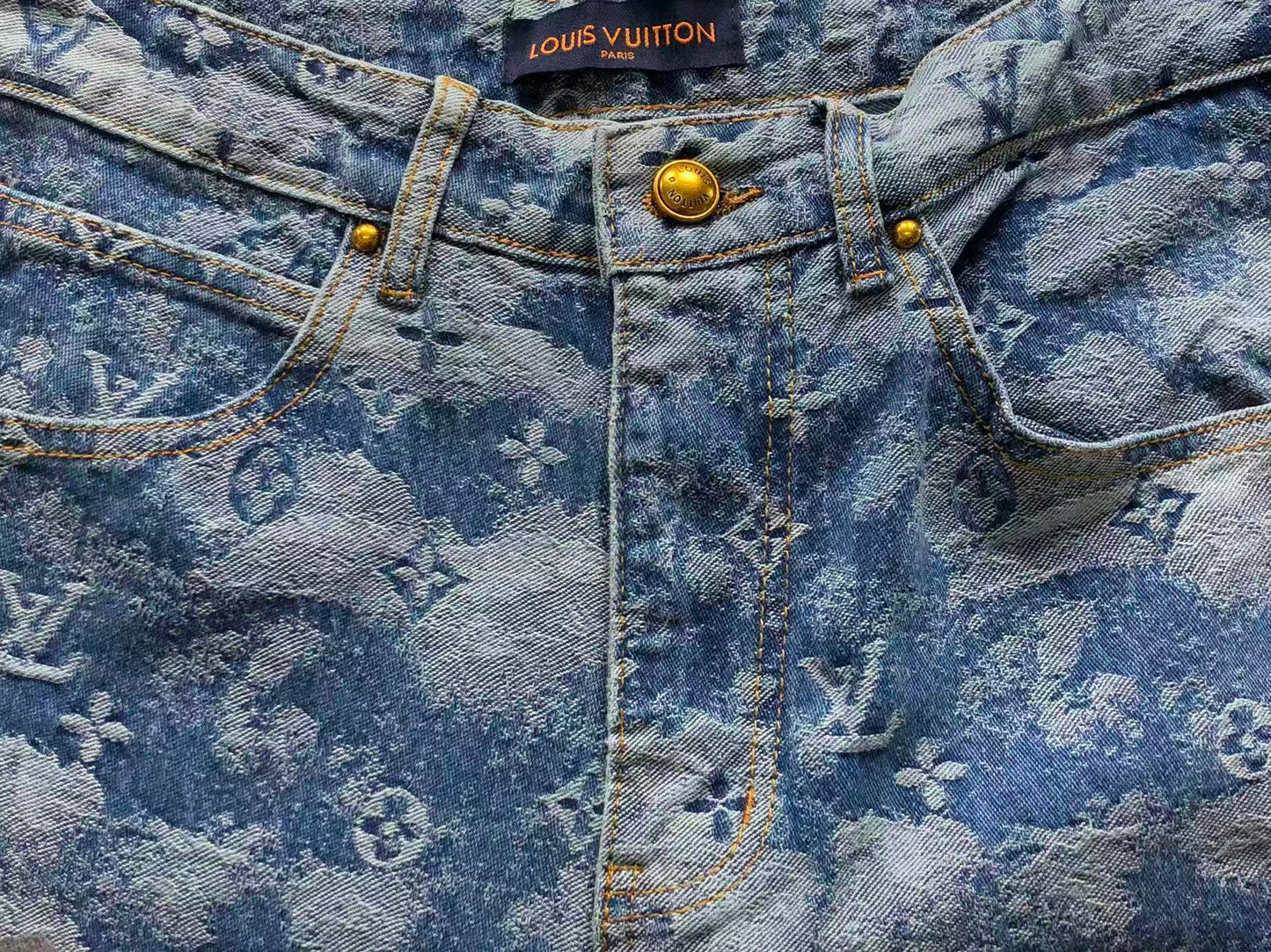 COMPLETO LV