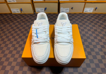 LV TRAINER