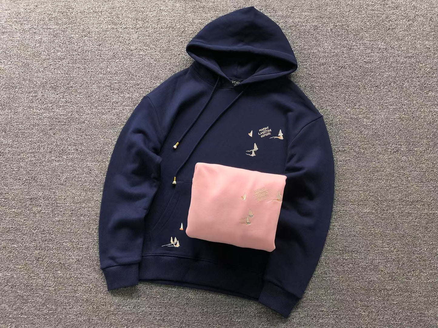 FELPA LV HOODIE