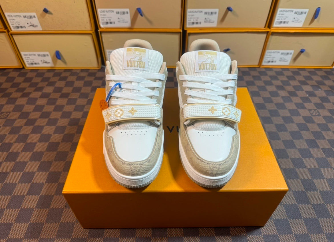 LV TRAINER