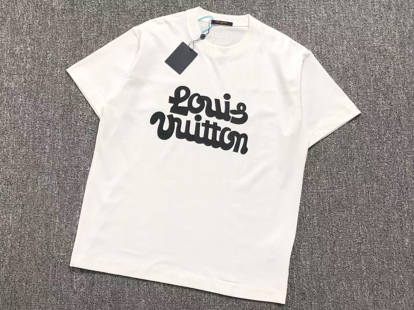 T-SHIRT LV