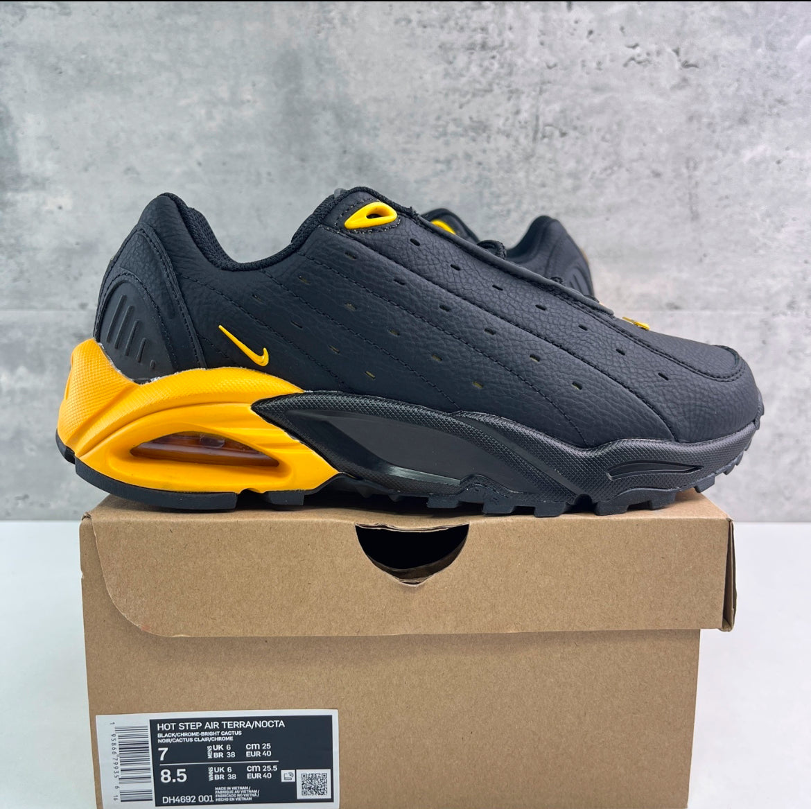 NIKE NOCTA HOT STEP