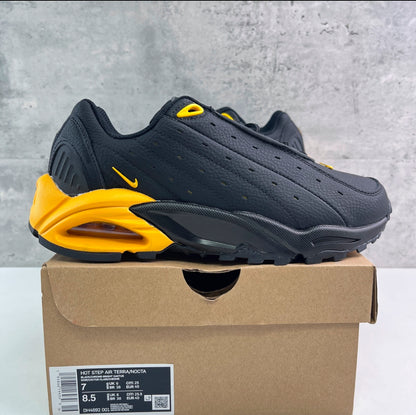NIKE NOCTA HOT STEP