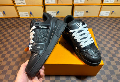 LV TRAINER