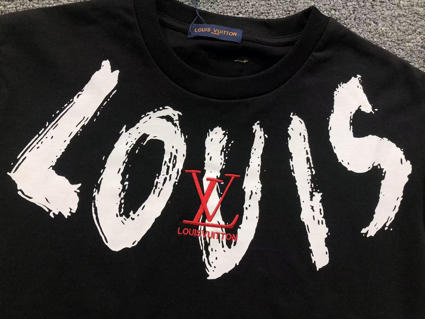 T-SHIRT LV