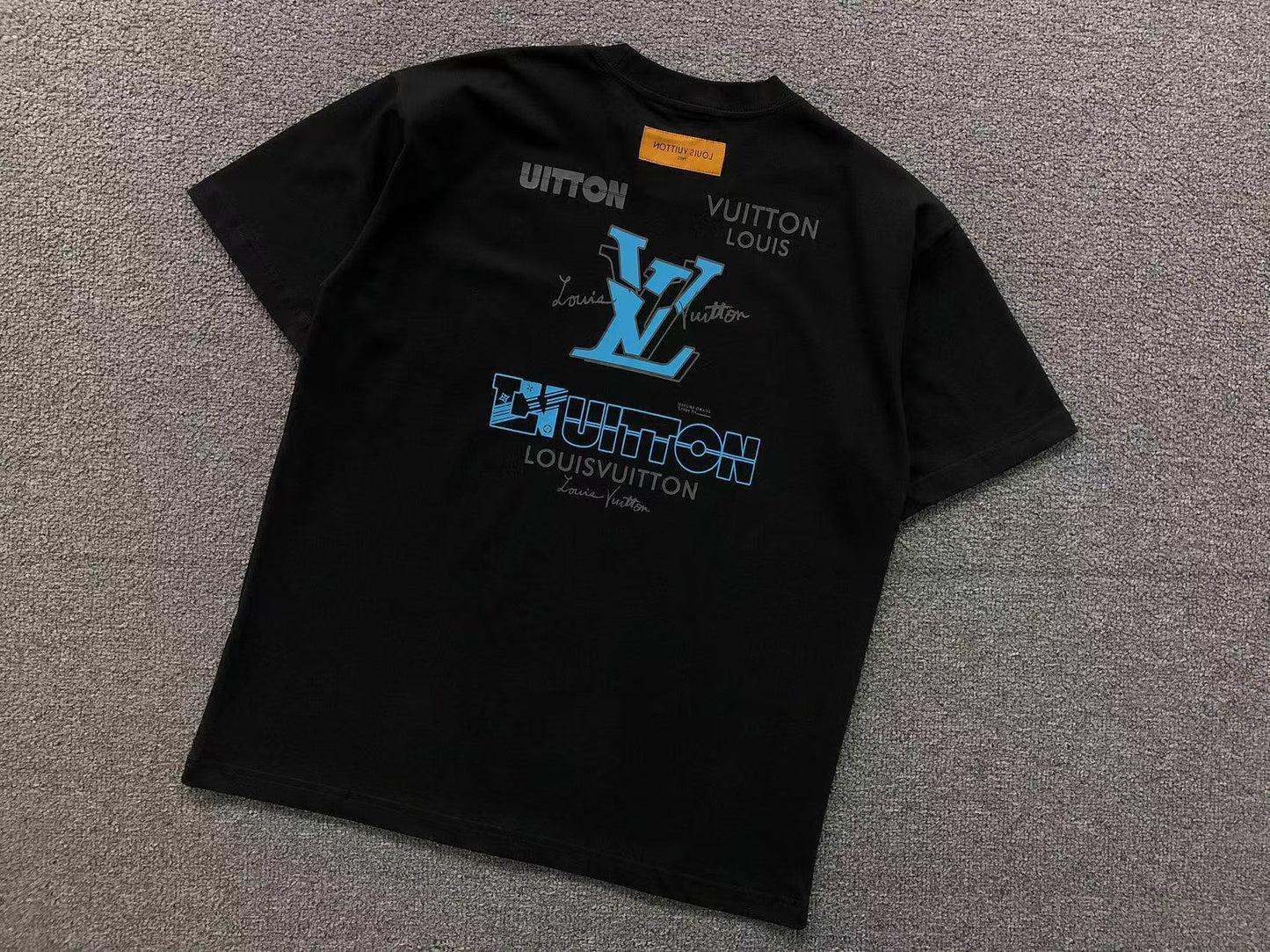 T-SHIRT LV