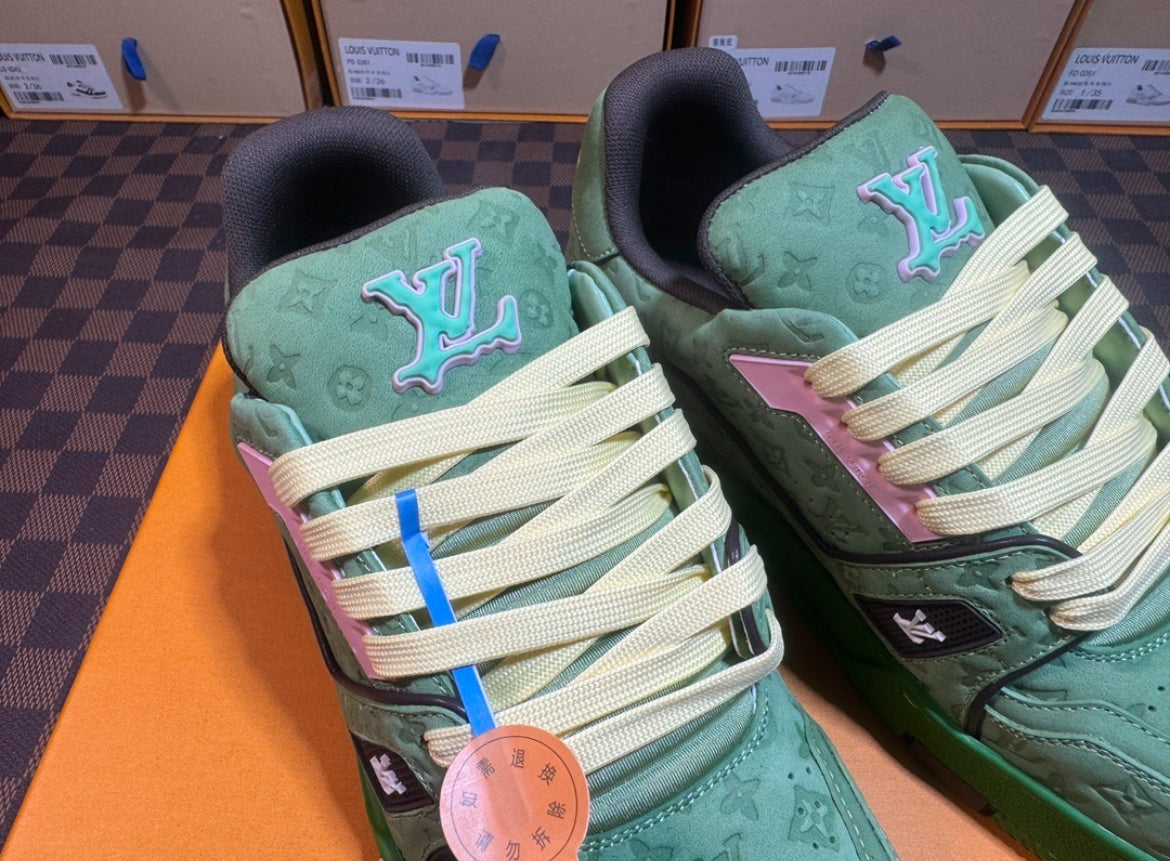 LV TRAINER