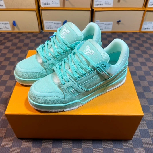 LV TRAINER