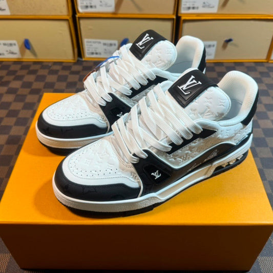 LV TRAINER