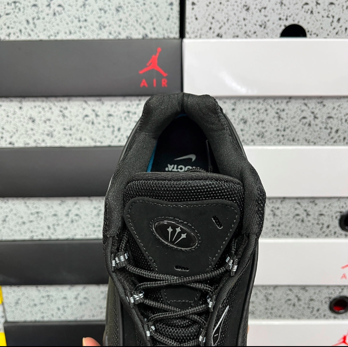 NIKE NOCTA GLIDE