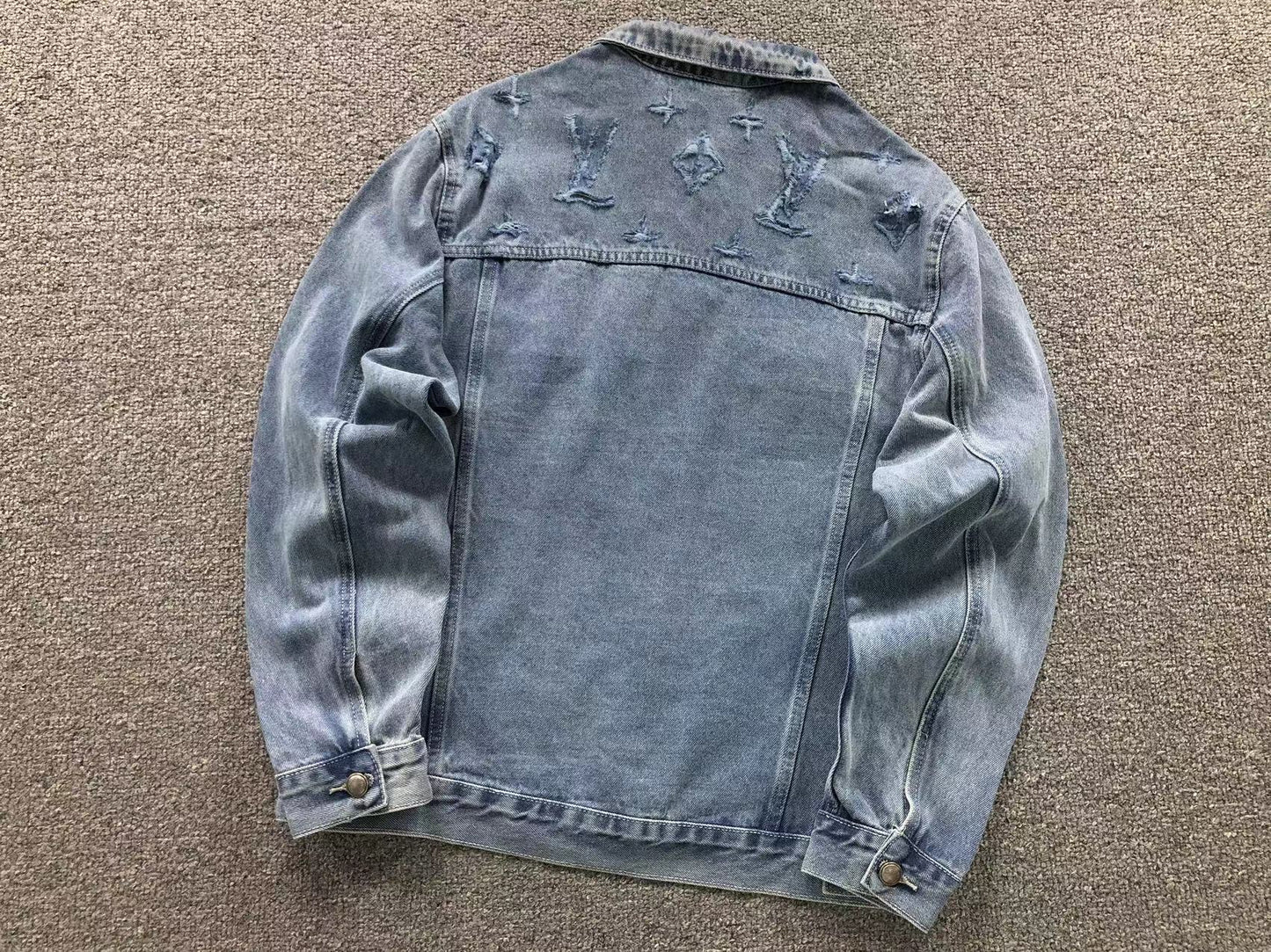 COMPLETO LV