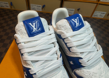 LV TRAINER