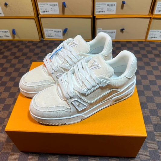 LV TRAINER