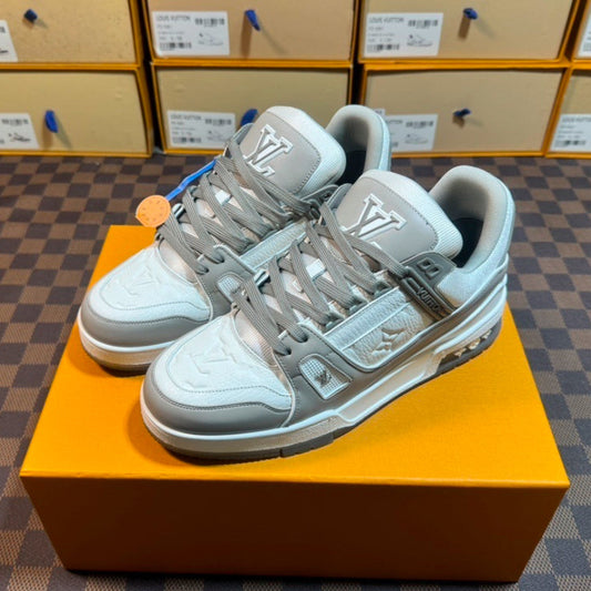 LV TRAINER
