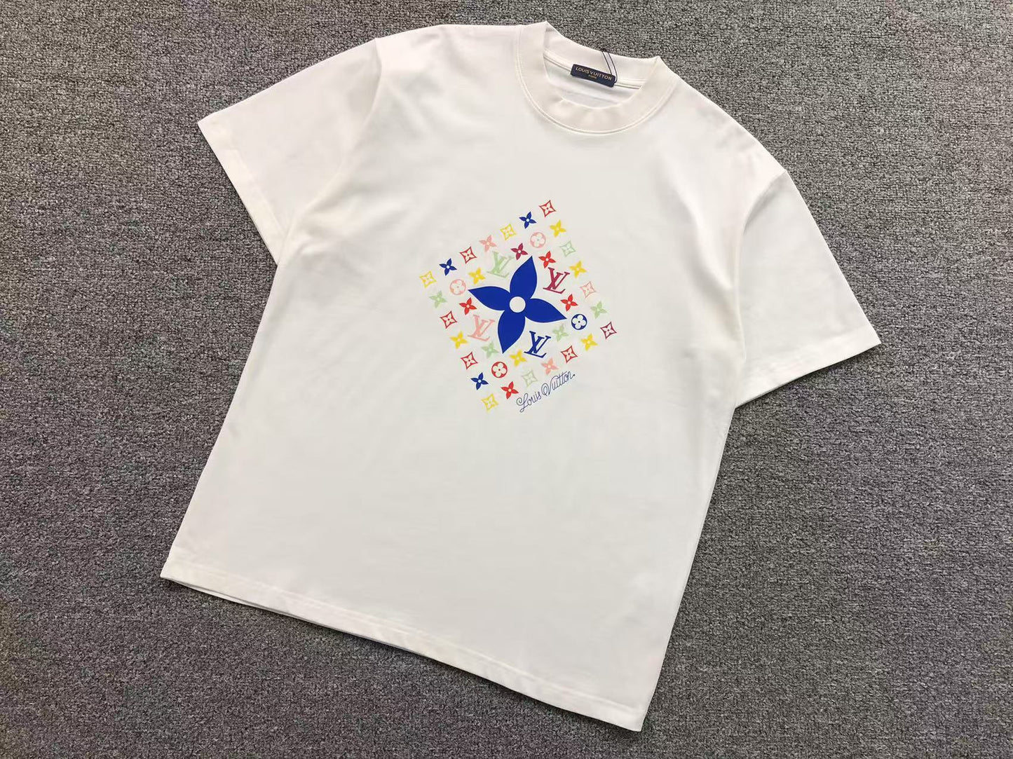 T-SHIRT LV