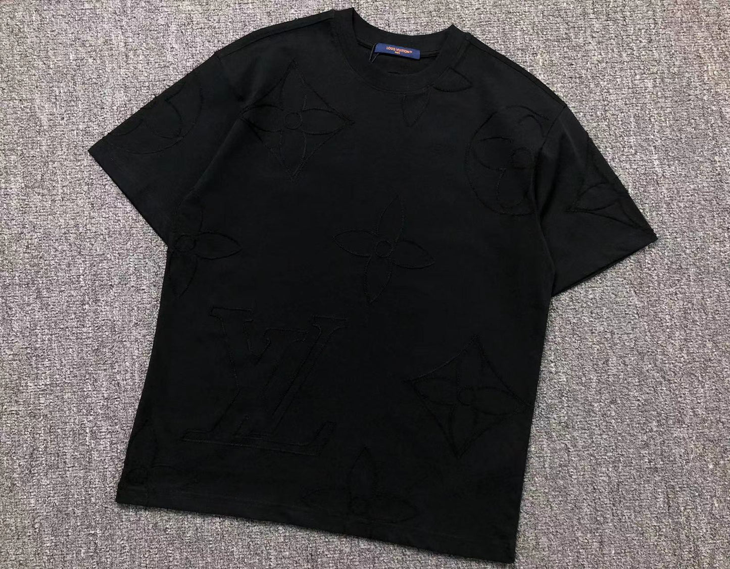 T-SHIRT LV