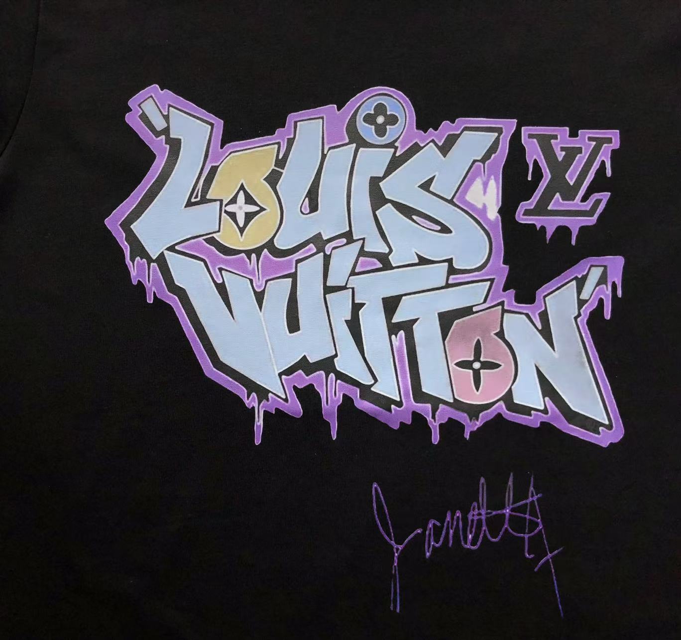 T-SHIRT LV