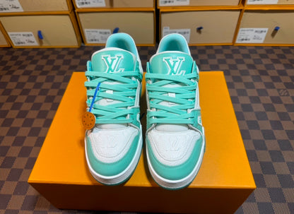 LV TRAINER